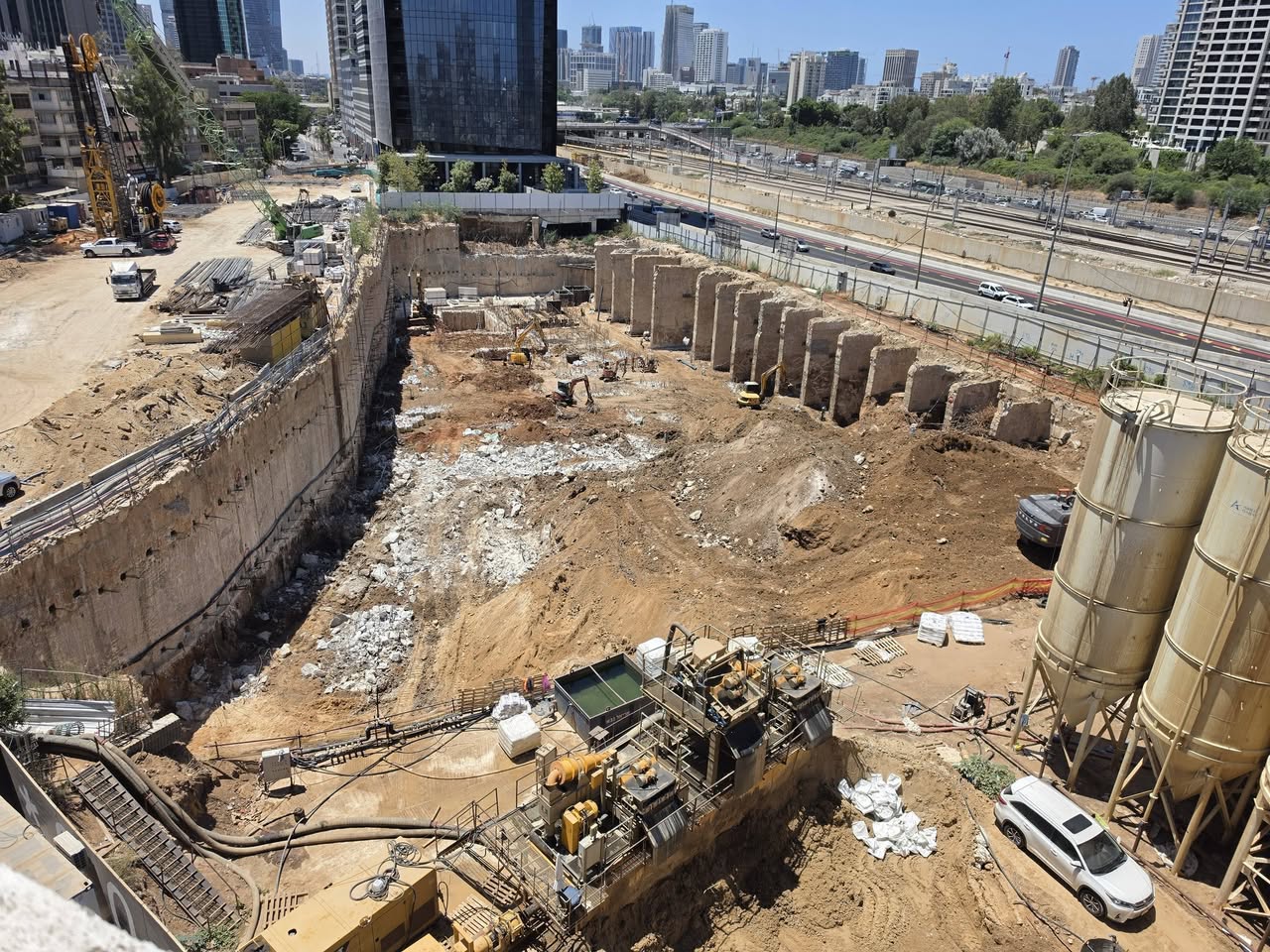 ורטיקל סיטי (Vertical City)